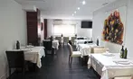 Delicioso menú de arroz de marisco o verdura con 3 entrantes