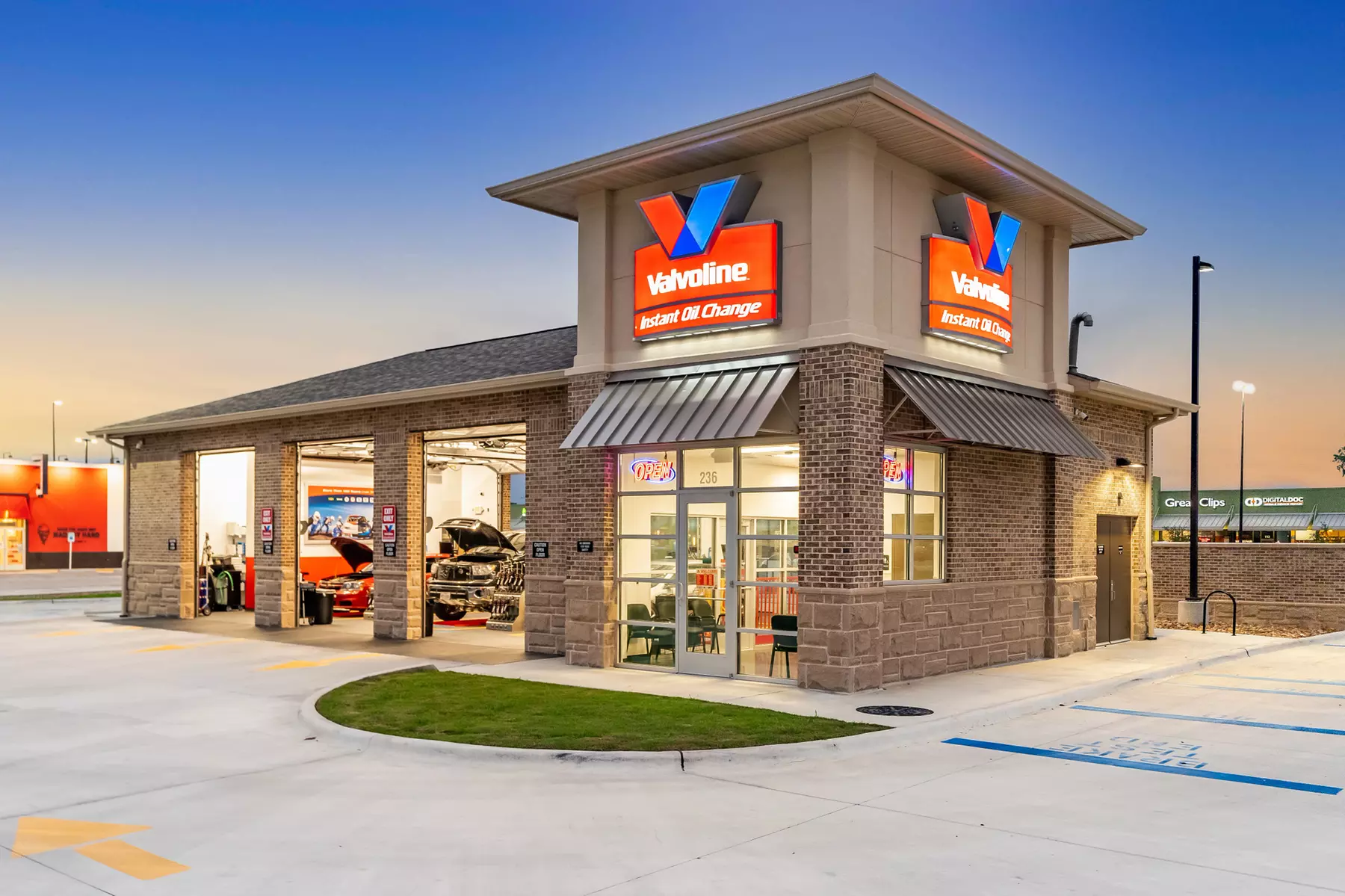 Save up to 16% Off Oil Change at Valvoline Instant Oil Change