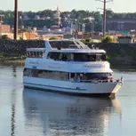 Scenic Sightseeing Yacht Cruise on the Mississippi River
