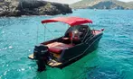 Descubre Ibiza desde el mar: alquiler de barco para hasta 11 personas