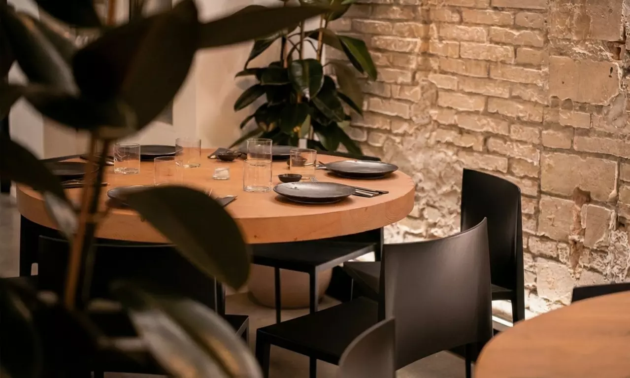 Menú degustación panasiático con cóctel y postre para 2 o 4 personas