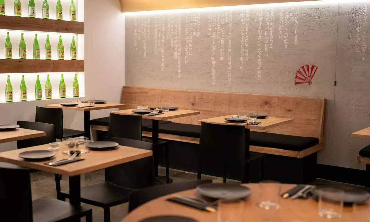 Menú degustación panasiático con cóctel y postre para 2 o 4 personas