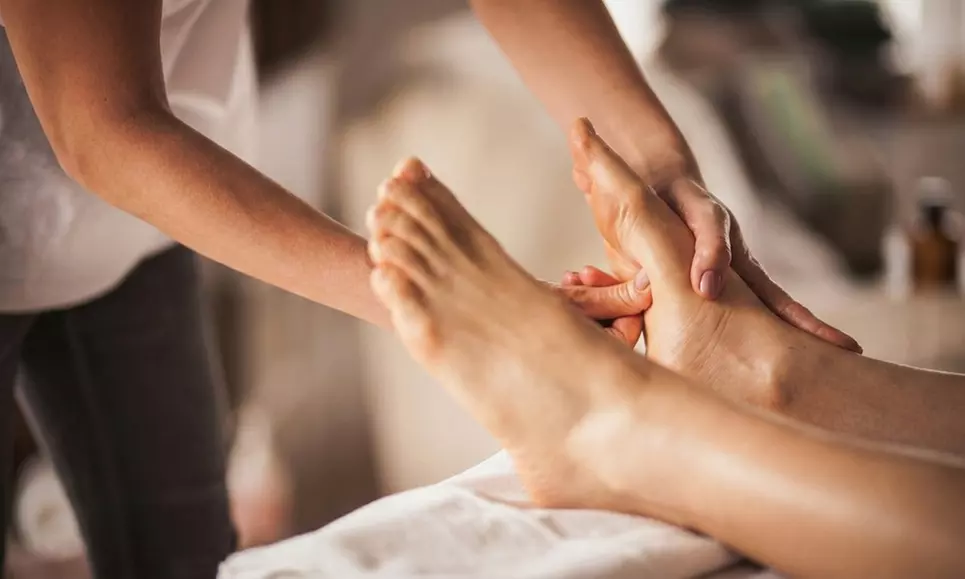 Masaje de 35, 50 o 60 minutos en zona o con técnica a elegir para 1