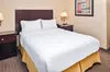 Holiday Inn Express Hotel & Suites Portland-Jantzen Beach by IHG