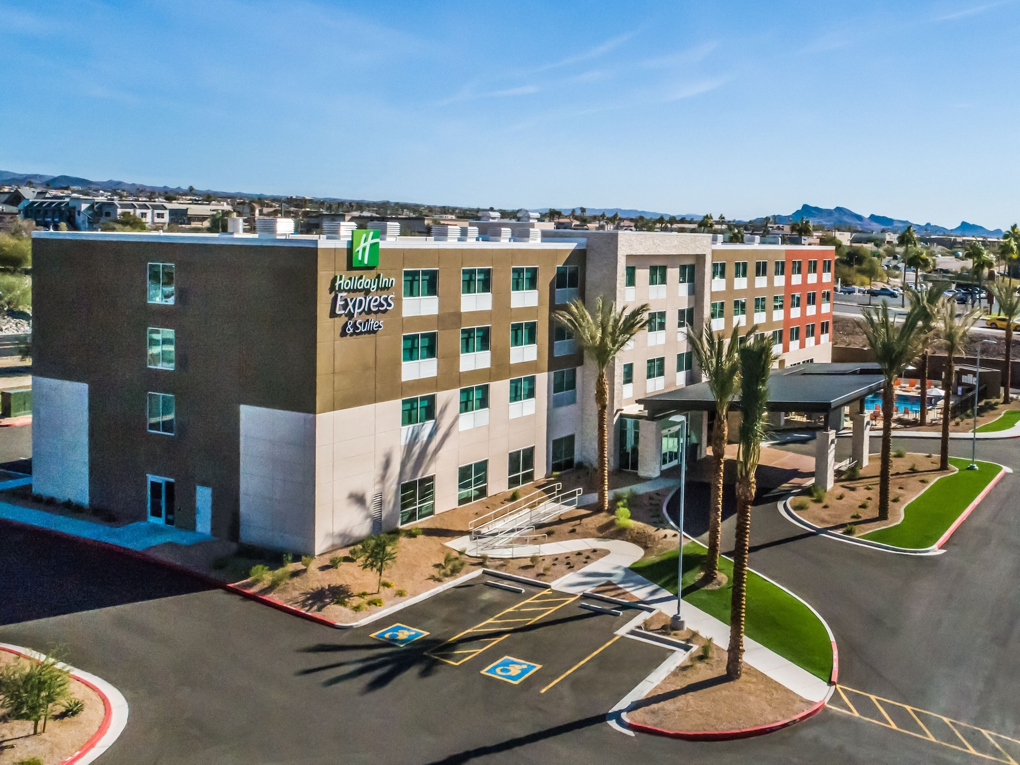 Holiday Inn Express And Suites Lake Havasu - London Bridge by IHG