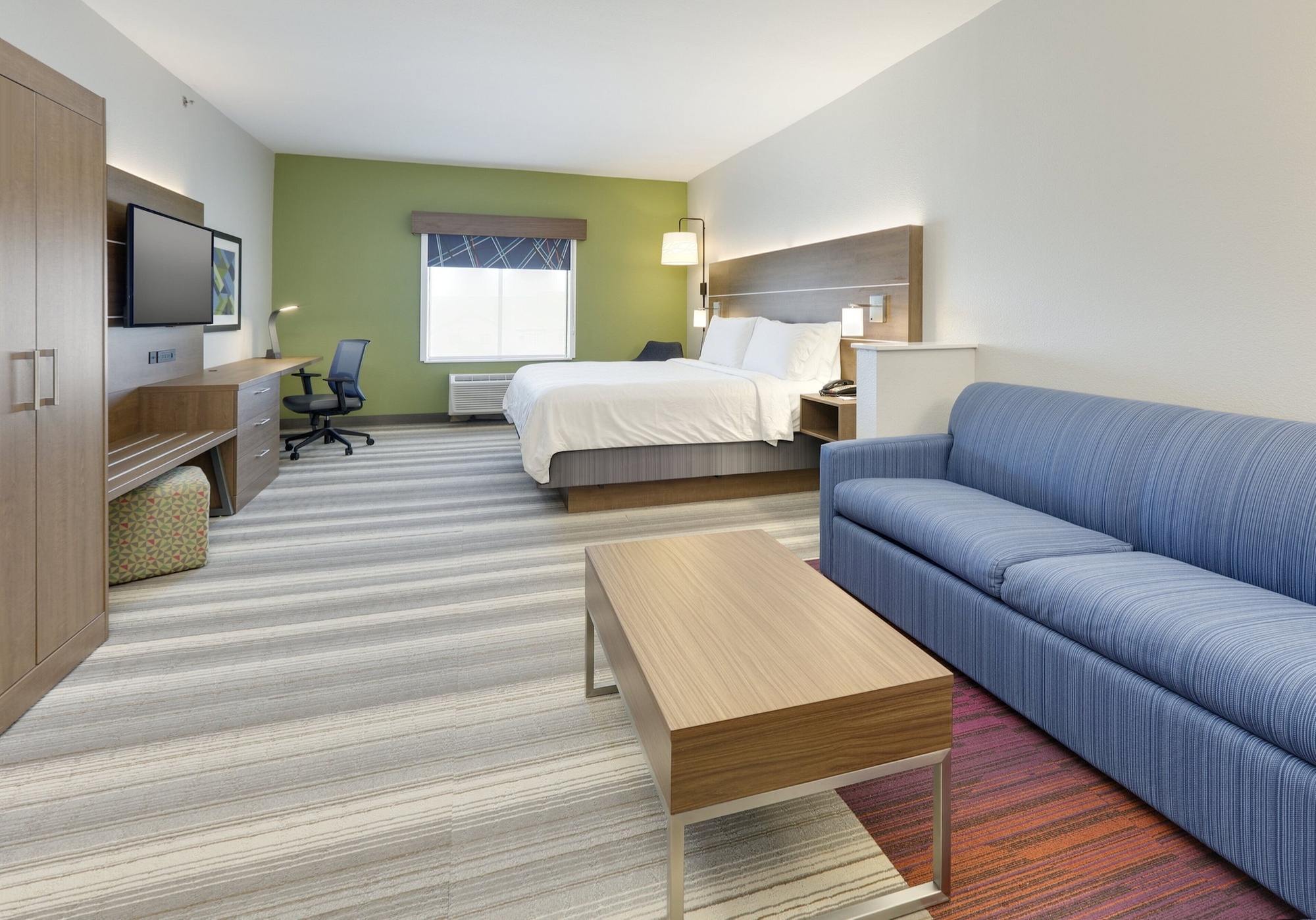Holiday Inn Express & Suites Denton North by IHG
