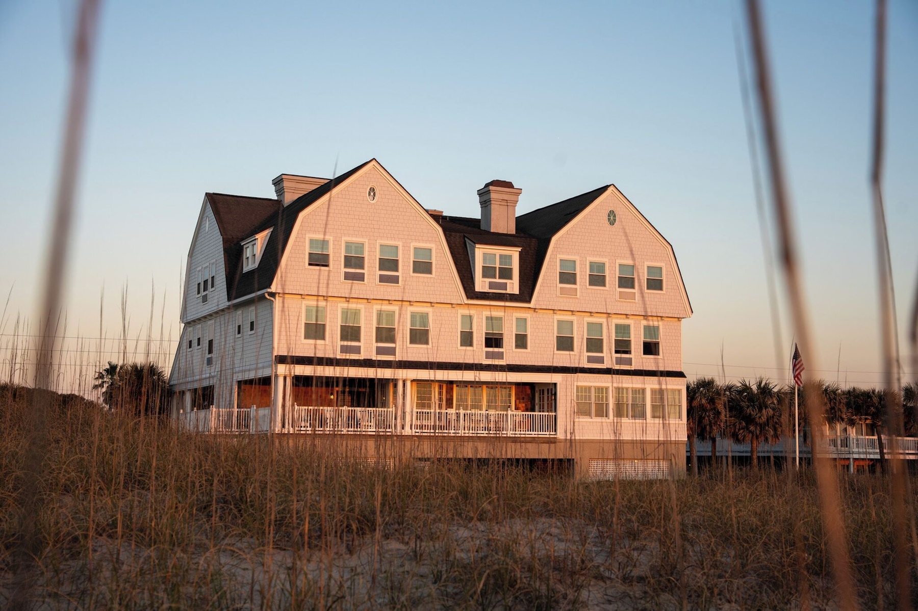 Elizabeth Pointe Lodge