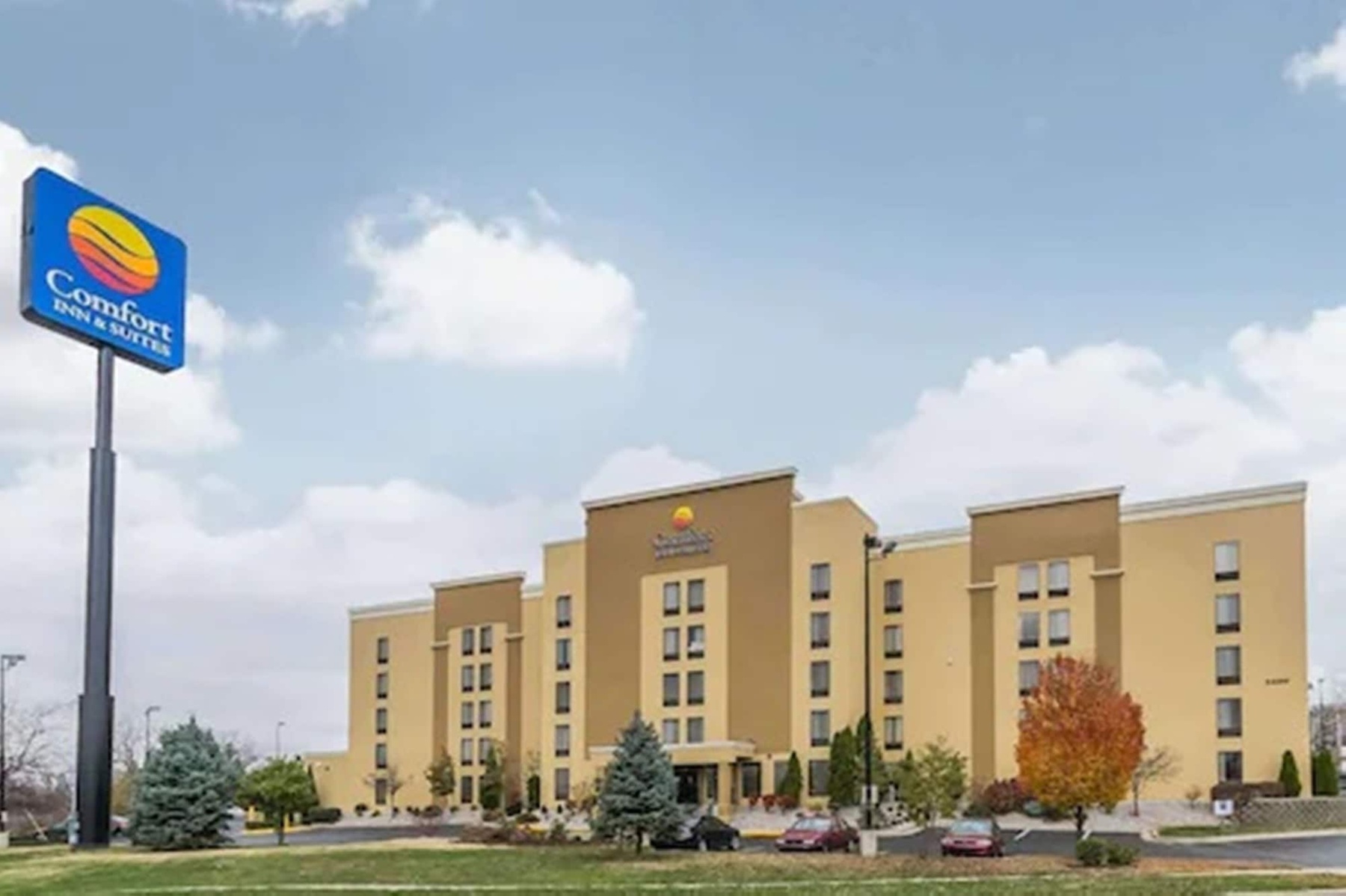 Comfort Inn & Suites Lexington - Hamburg I-75