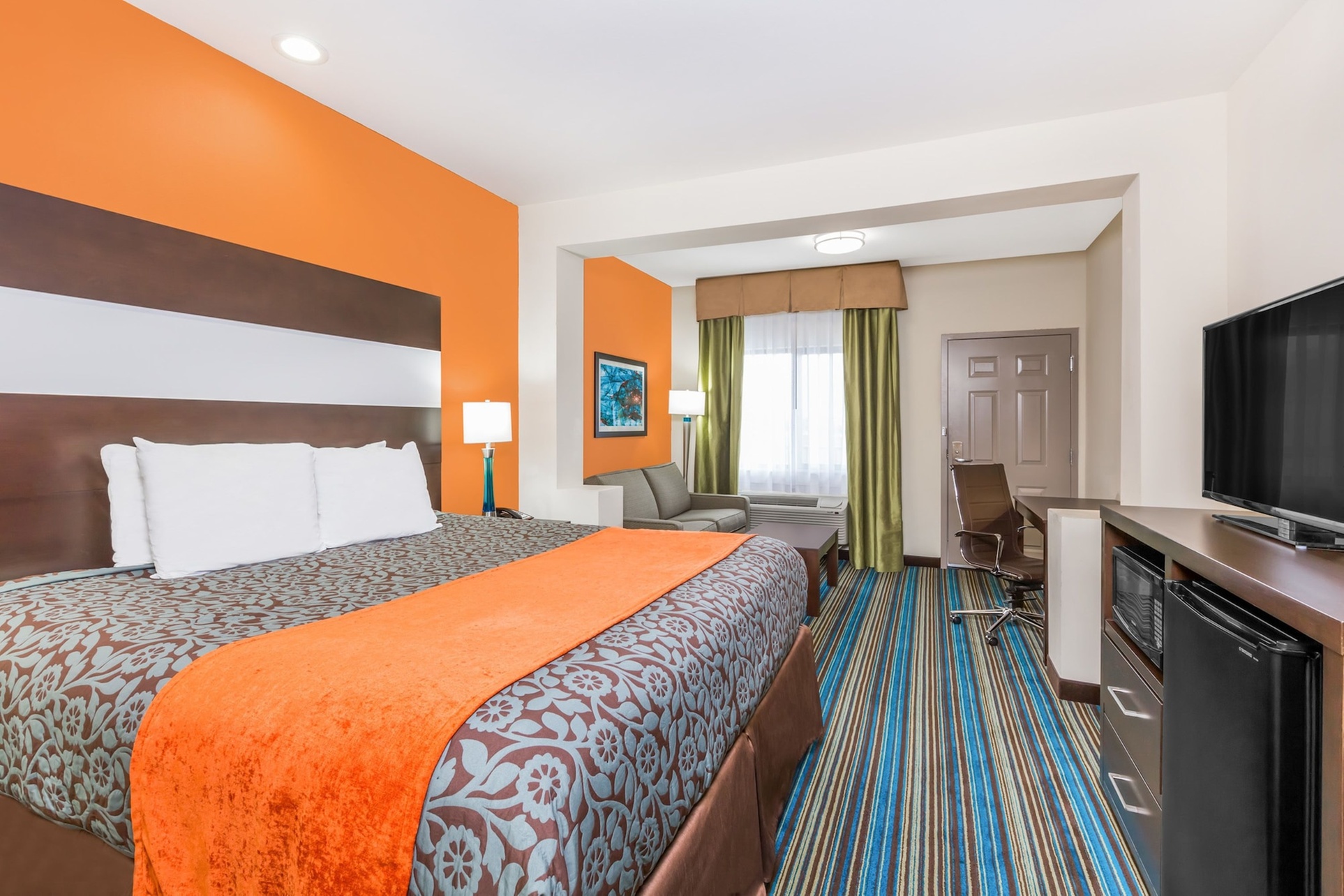 Days Inn & Suites by Wyndham Katy