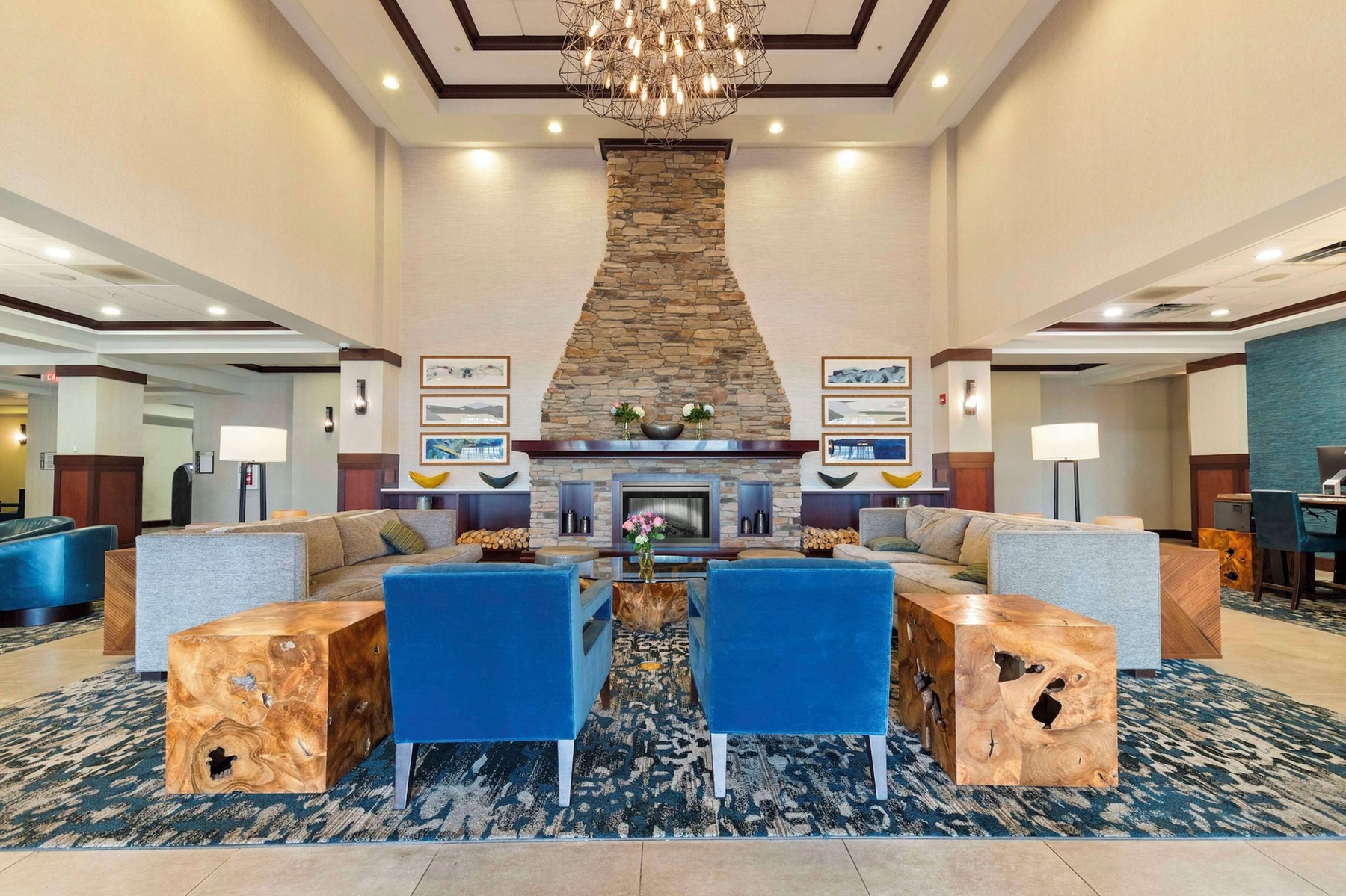 DoubleTree by Hilton Front Royal Blue Ridge Shadows