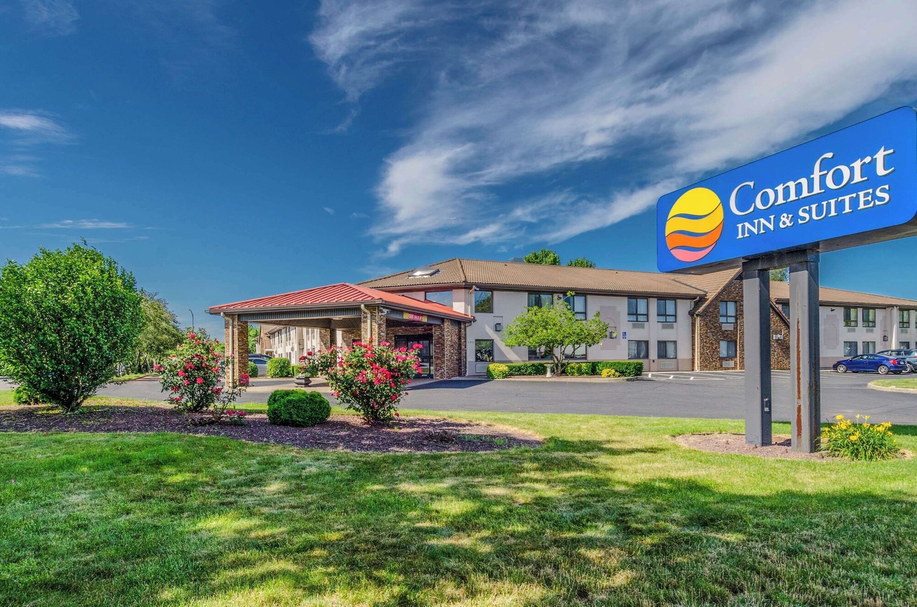 Comfort Inn & Suites West Springfield