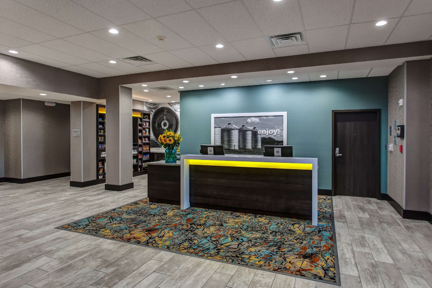 Hampton Inn & Suites Wichita/Airport