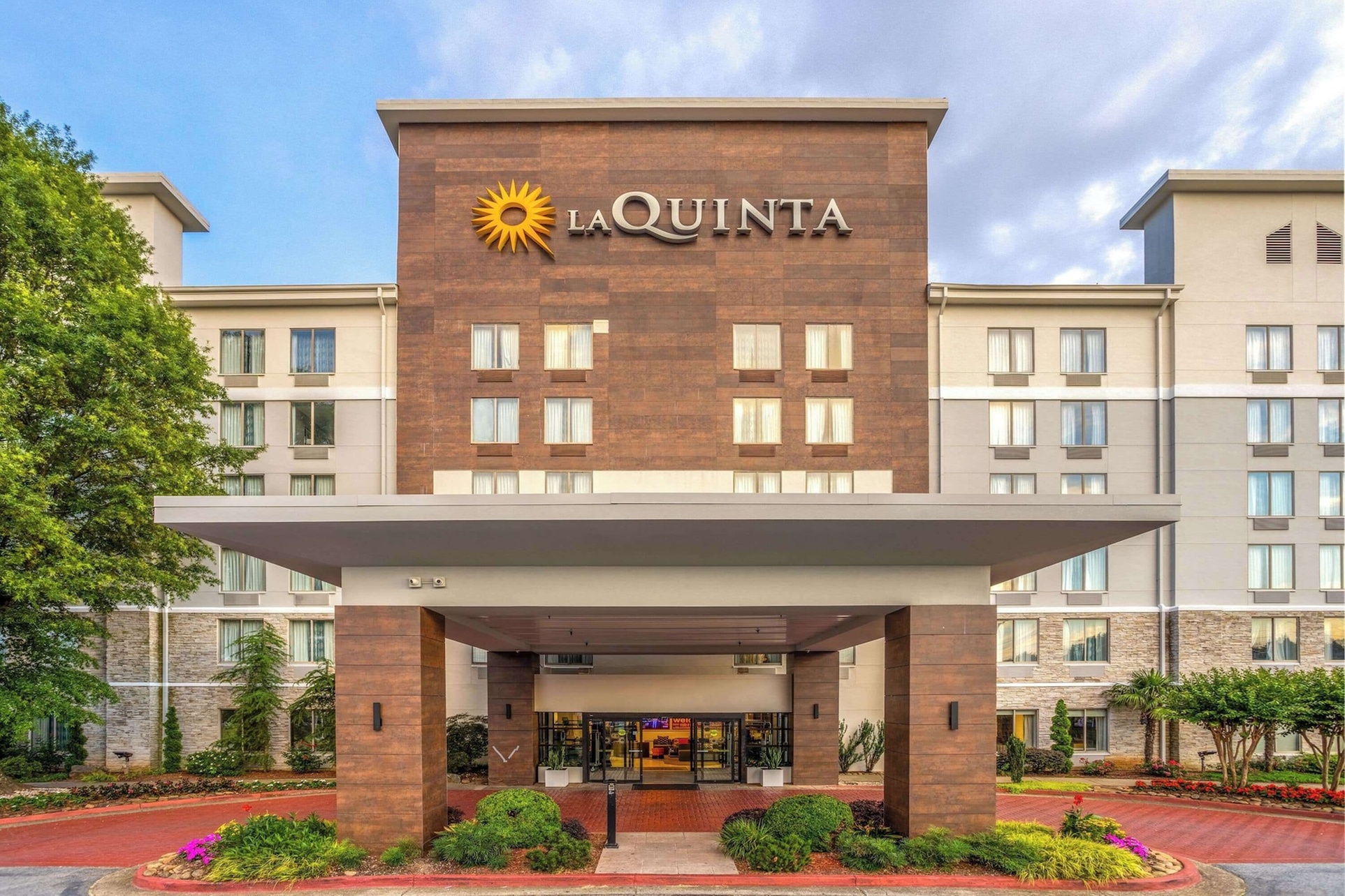 La Quinta Inn & Suites by Wyndham Atlanta Airport North