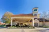 La Quinta Inn & Suites by Wyndham Raleigh Cary