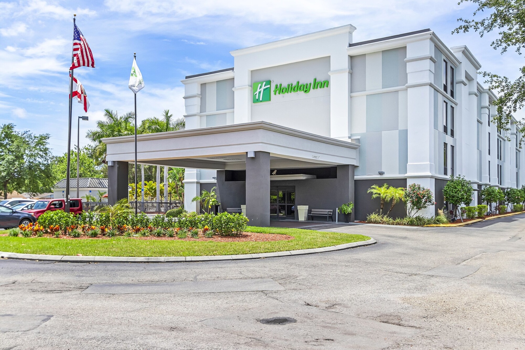 Holiday Inn St. Petersburg West by IHG