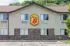 Super 8 by Wyndham Delmont