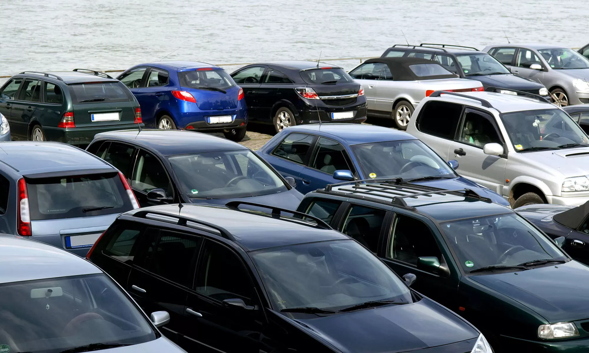 Premium Concierge-Parking auf dem Außenstellenplatz für 1 bis 28 Tage