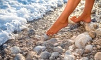Laser Toe Fungus Treatment: Two Sessions for One or Both Feet