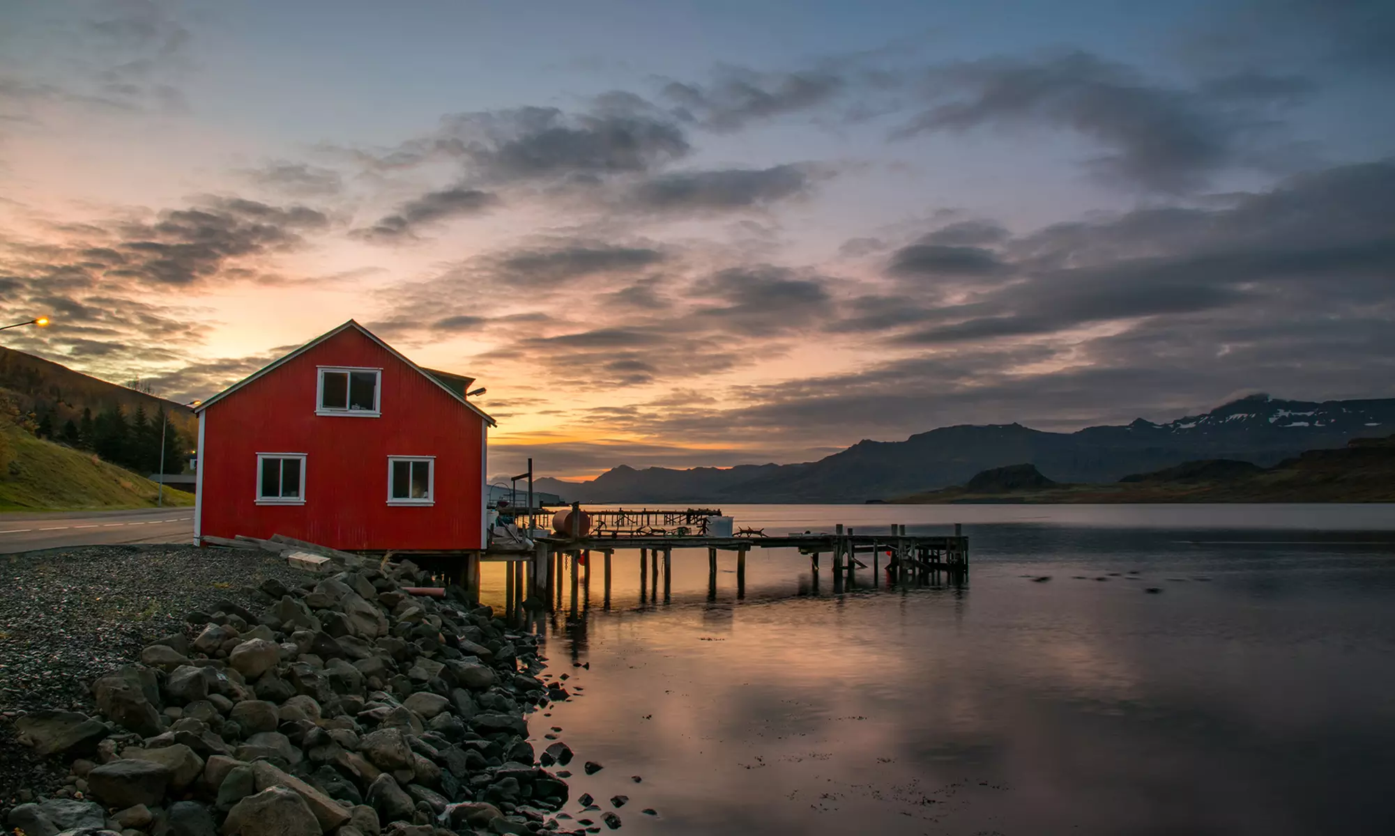 ✈ 5-Night Iceland: Reykjavik Getaway w/ Air from TripToGo