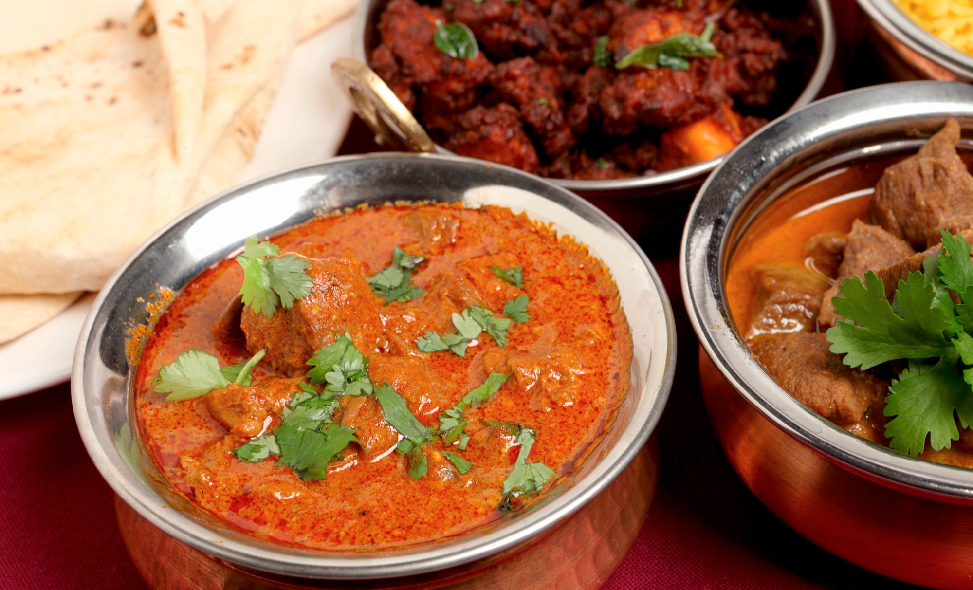 Authentic Indian Feast for 2 or 4 People with Starters, Main Dishes, and Refreshing Drinks (Up to 20% Off)