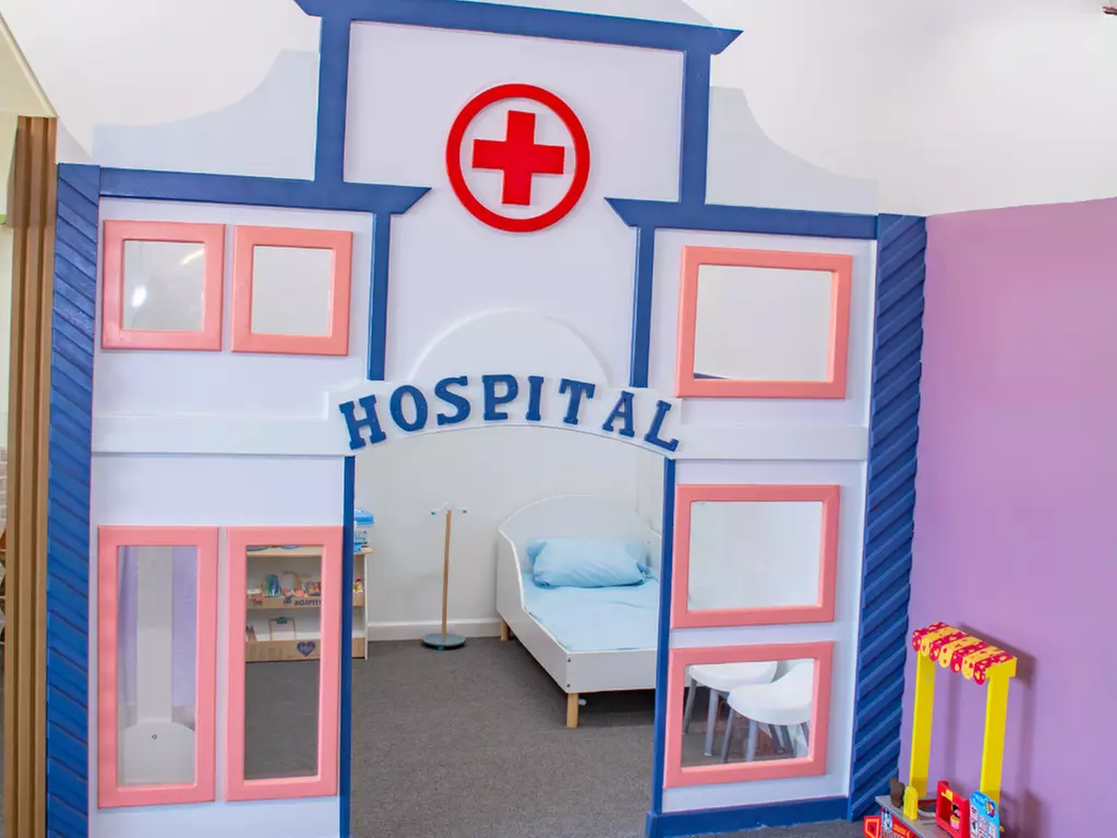 Wonder Kids Playland: Themed Playhouses for Creative Fun