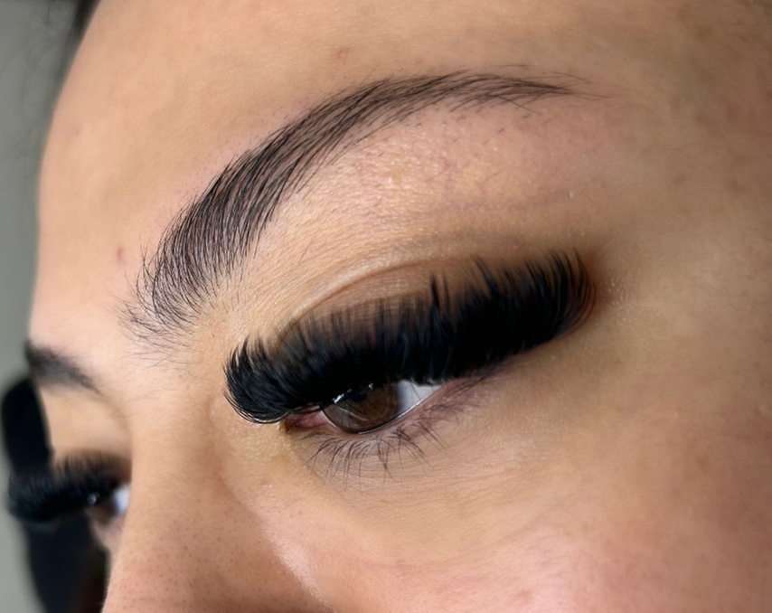 Up to 46% Off on Eyelash Extensions at Lashed And Polished