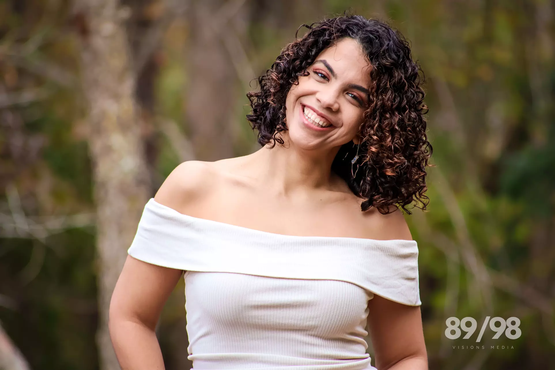 Get 30-or 60-Min Seasonal Photo Shoot (On-Location) w/ Digital Package