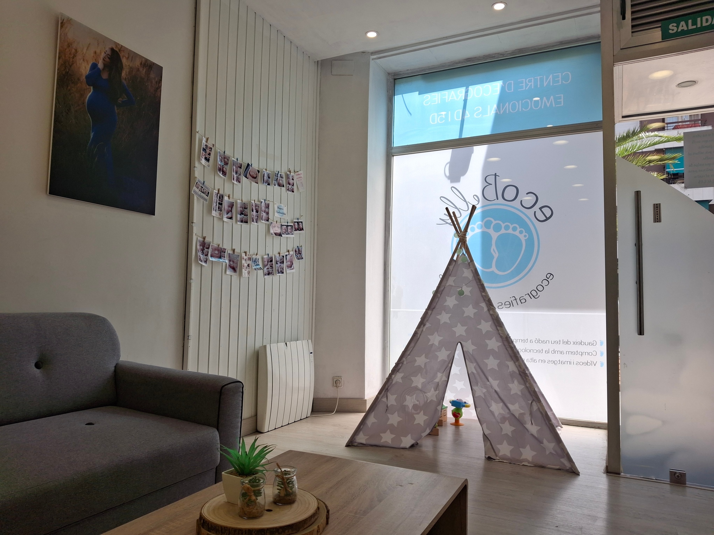 Conoce a tu bebé en tiempo real con una sesión de ecografía 5D de 15-30 minutos, foto impresa y canastilla en EcoBelly