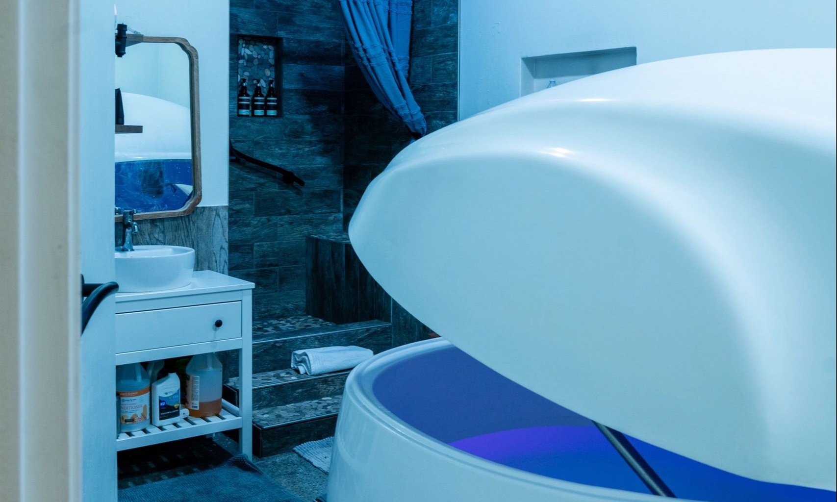 Up to 27% Off on Flotation / Isolation Tank at CryoFloat360