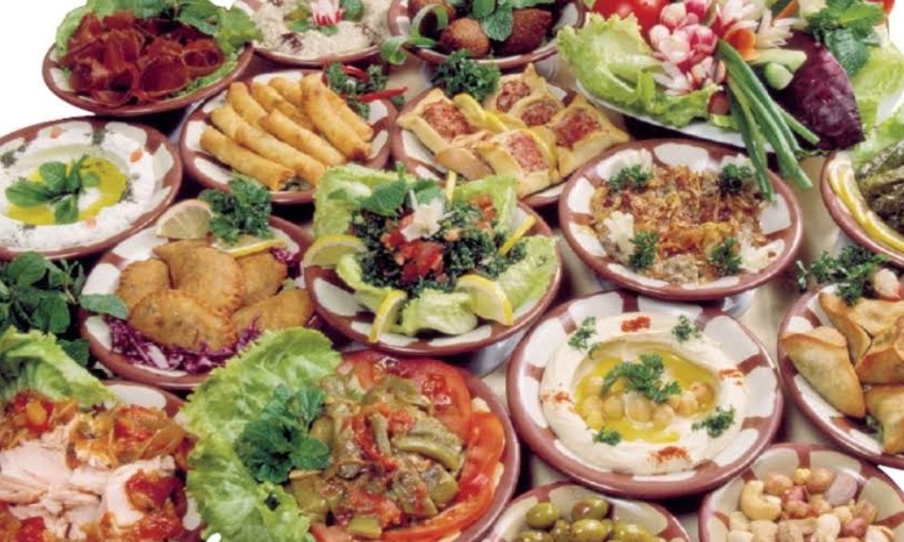 Menu Mezze pour 2 personnes au Mandaloun ( 43% de réduction)