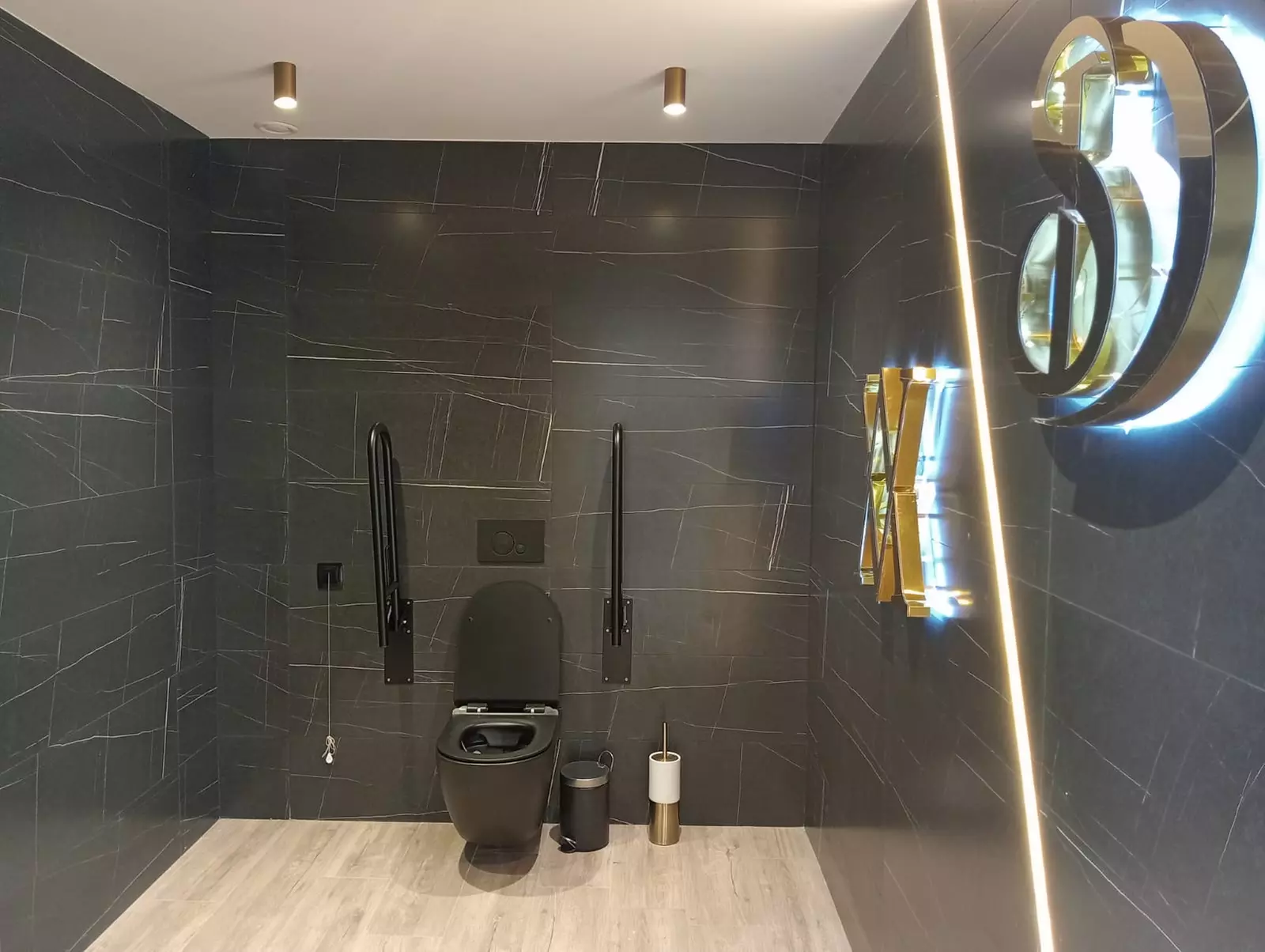 Hasta 57% de descuento en Depilación láser - SHR en Clínica santo domingo by Anna valoy