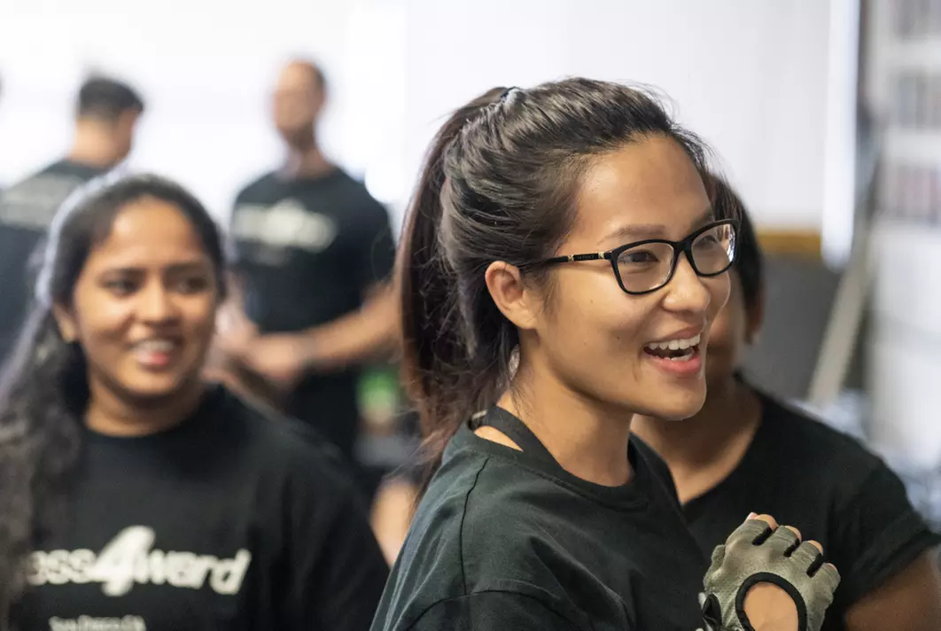 Join the 6 Weeks Transformation Challenge or Punch Card Sessions