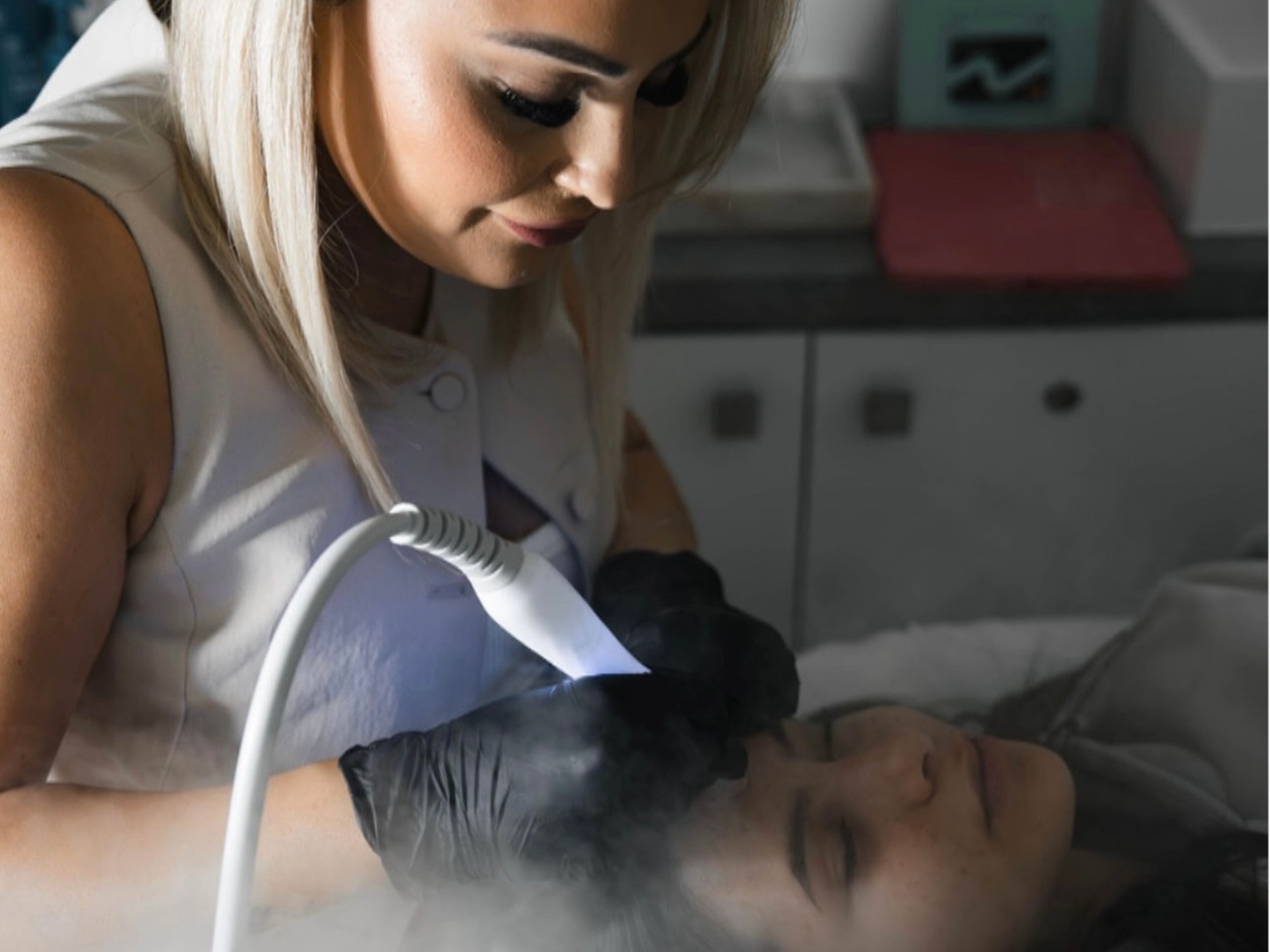 Advanced Hydrafacial & LED Light Therapy—Experience Ultimate Skincare