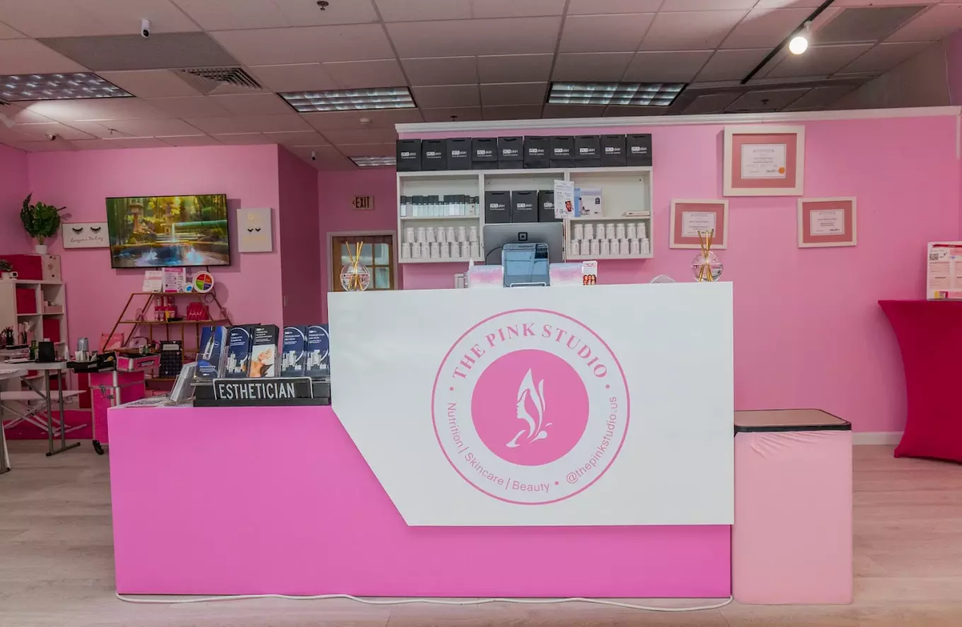 Discover One Colonic, or Three colon Hydrotherapy with Release Massage