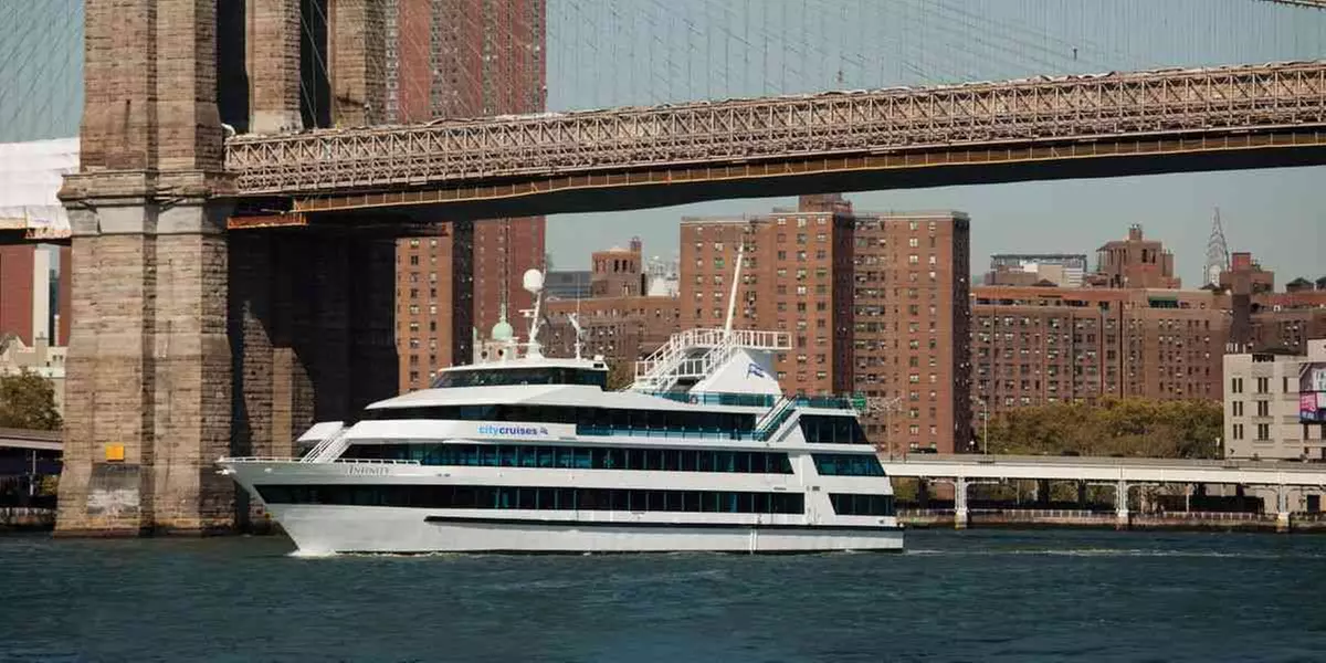 TACOS & TEQUILA PARTY CRUISE NEW YORK CITY