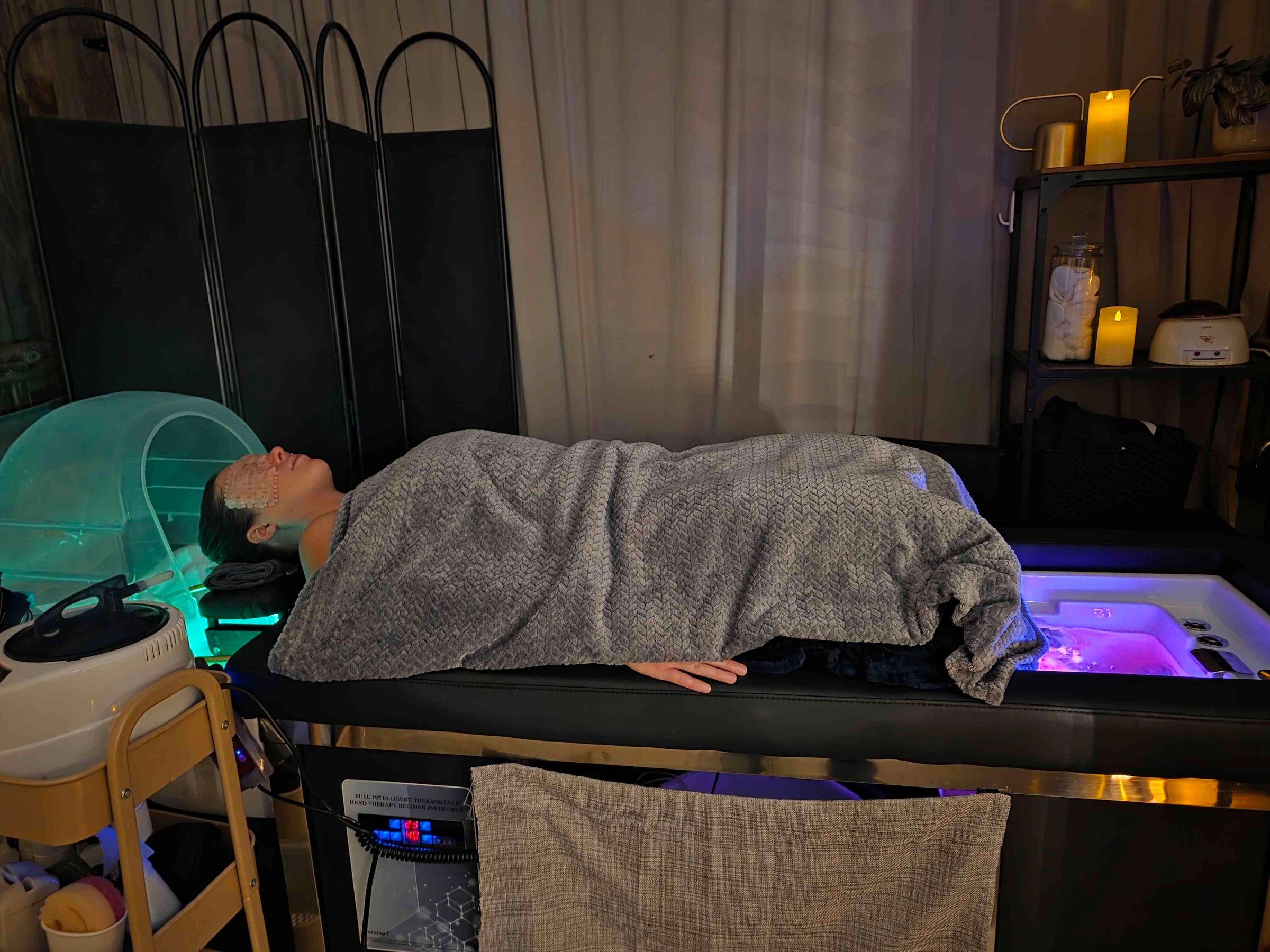 Up to 54% Off on Spa / Salon Beauty Treatments at Ice & Glow Beauty And Wellness Center