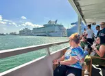 90-Min Millionaire Homes Sightseeing Cruise with Mojito Bar on Board