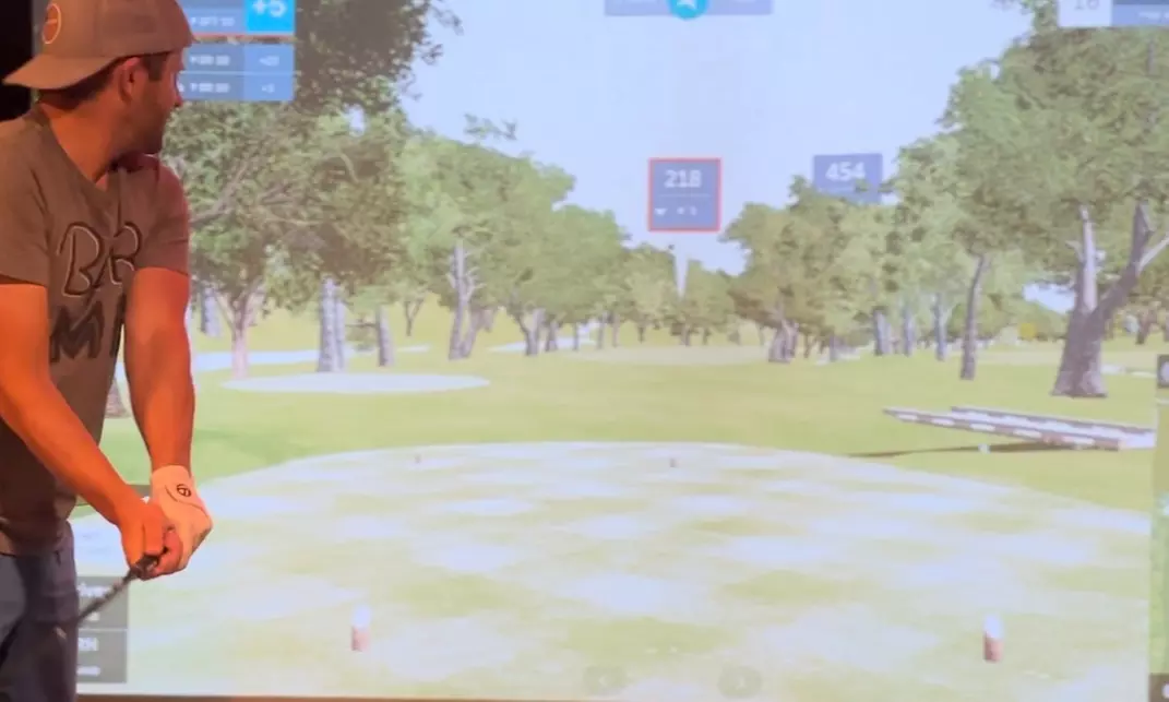 Tee Off at a Premier Indoor Golf Spot for 1-3 Hours in Phoenix