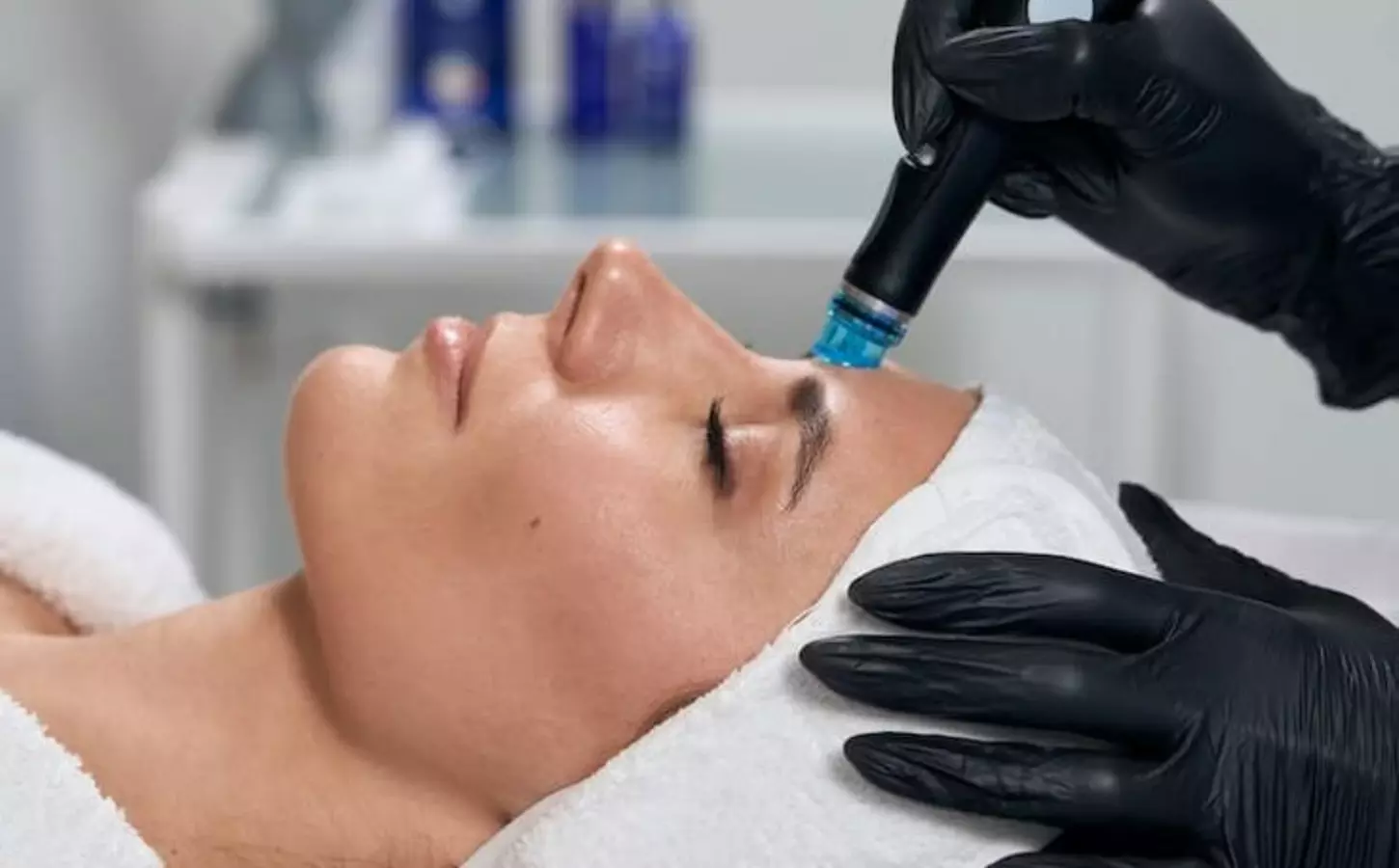 Een stralende huid: Hydraface-behandeling van 60 minuten