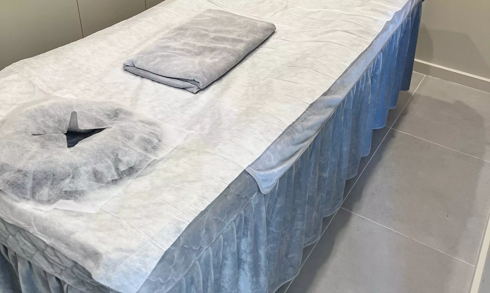 Hycynis Healing Ritual: 60 or 90 Minutes of Targeted Body Therapy