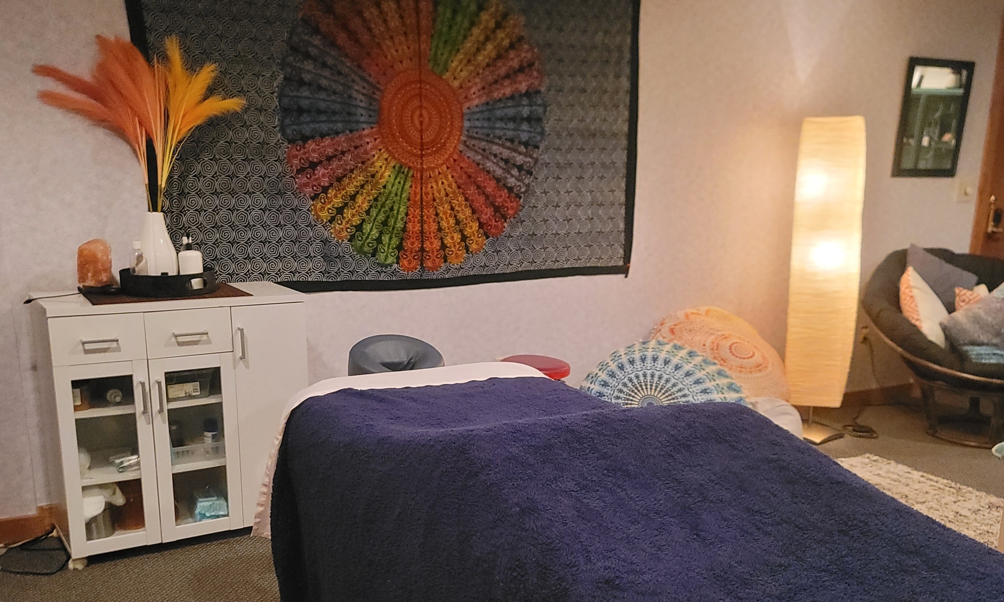 One 60-Min Fluid, Neuromuscular or Prenatal Massage