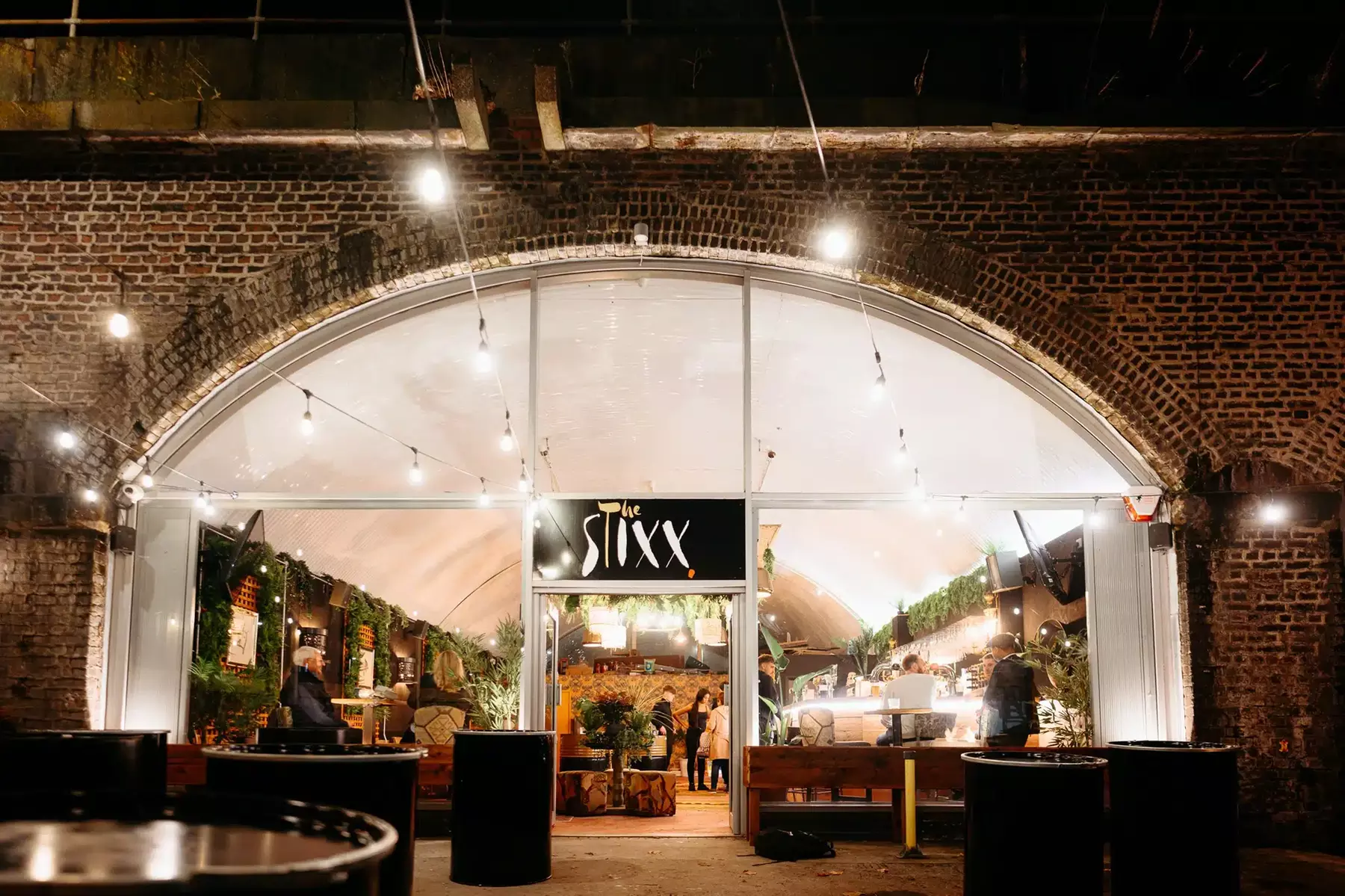 £20, £40, £80, or £120 to Spend on Food & Beverages for 1, 2, 4, or 6