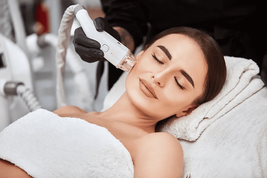 Transform Skin With Laser Resurfacing For A Youthful Glow
