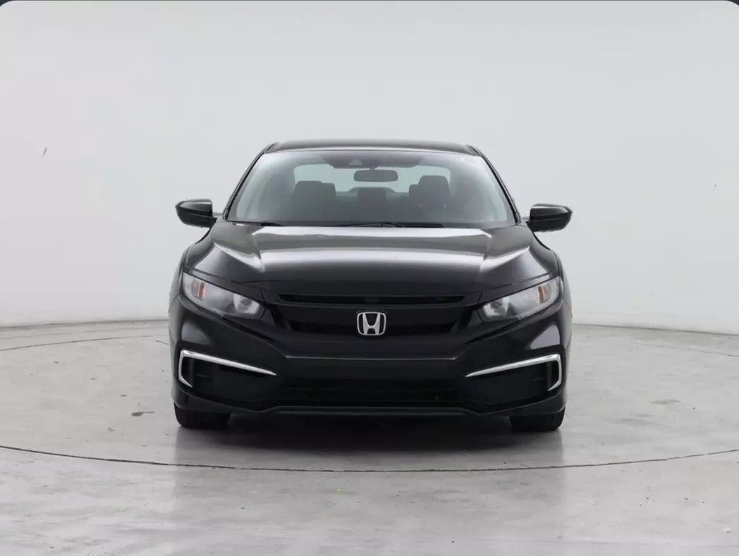 Airport Rides in Black Car Sedan, Mini SUV, or Full SUV