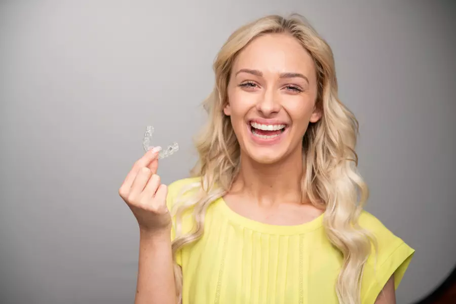 Braces with Invisible Aligners for a Stunning Smile