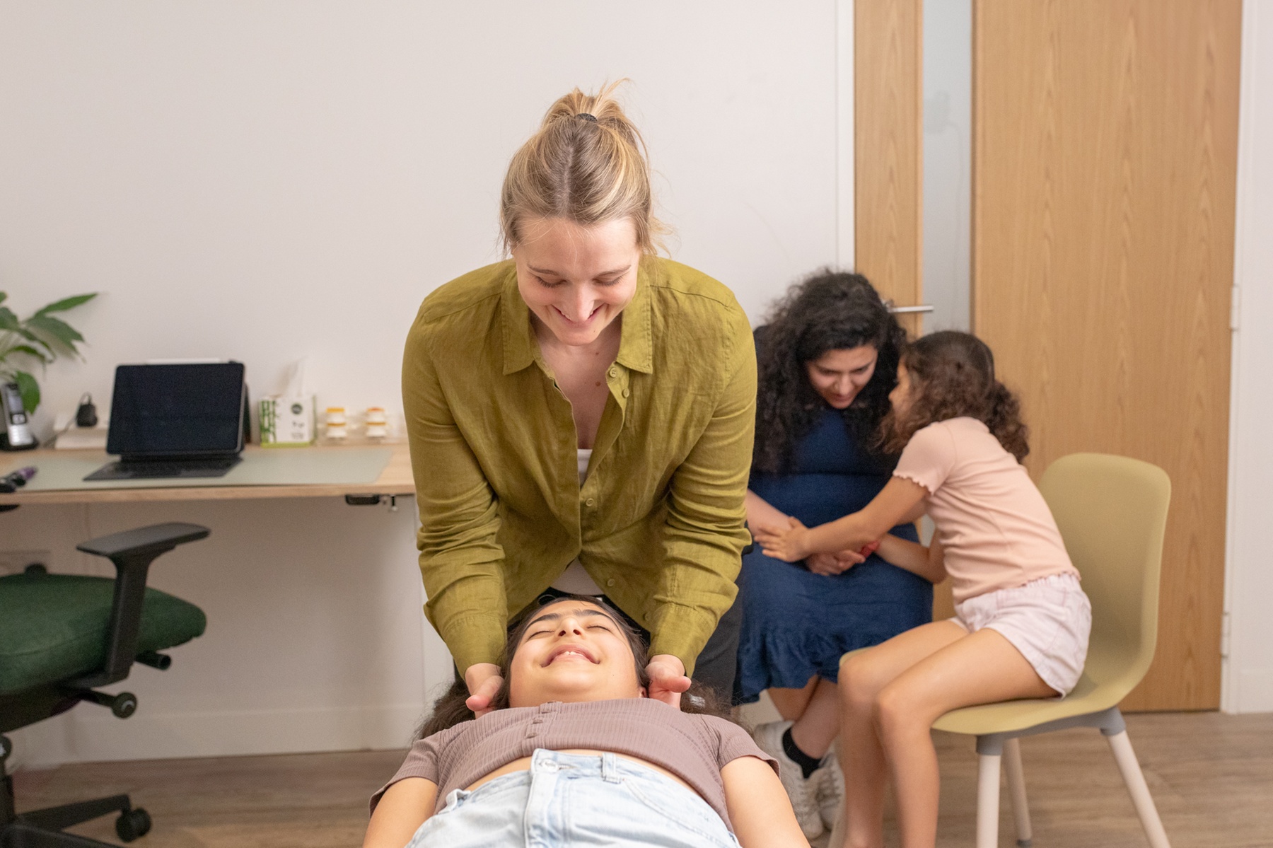 Chiropractic Consultation & Treatment for Pain Relief & Mobility