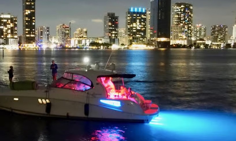 Night Yacht Private Party in Miami Beach