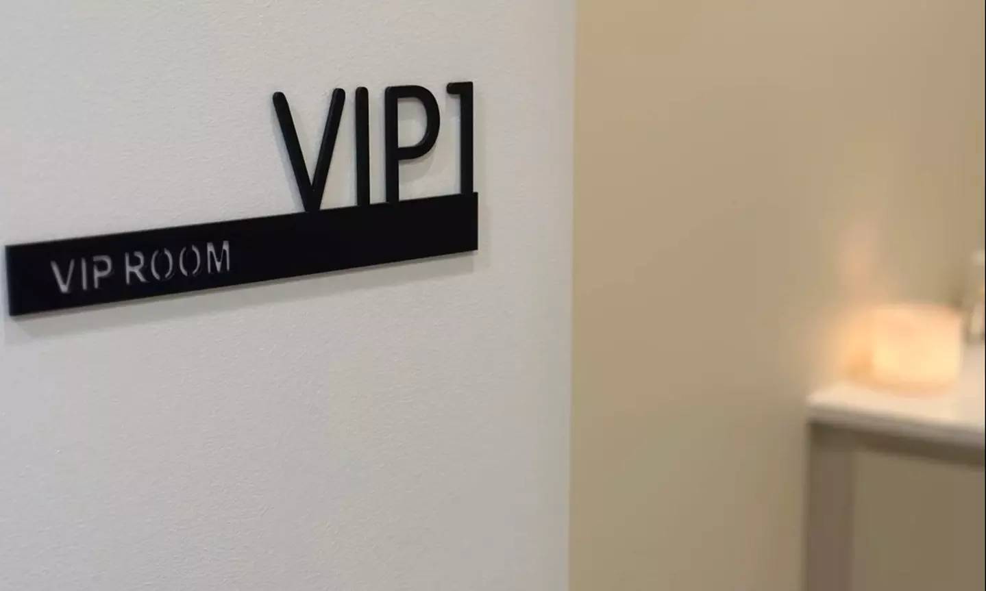 Hycynis Healing Ritual: 60 or 90 Minutes of Targeted Body Therapy