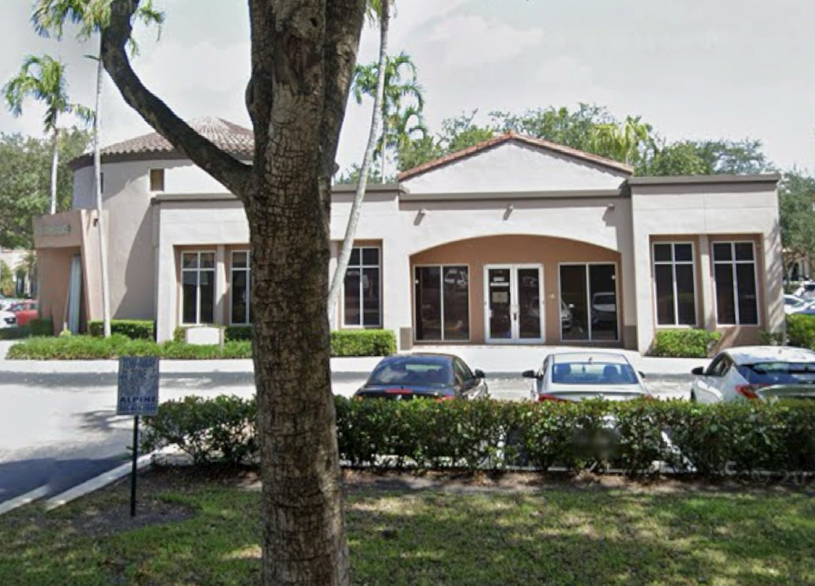 Relax with a 30-minute Sport Massage with Stretching