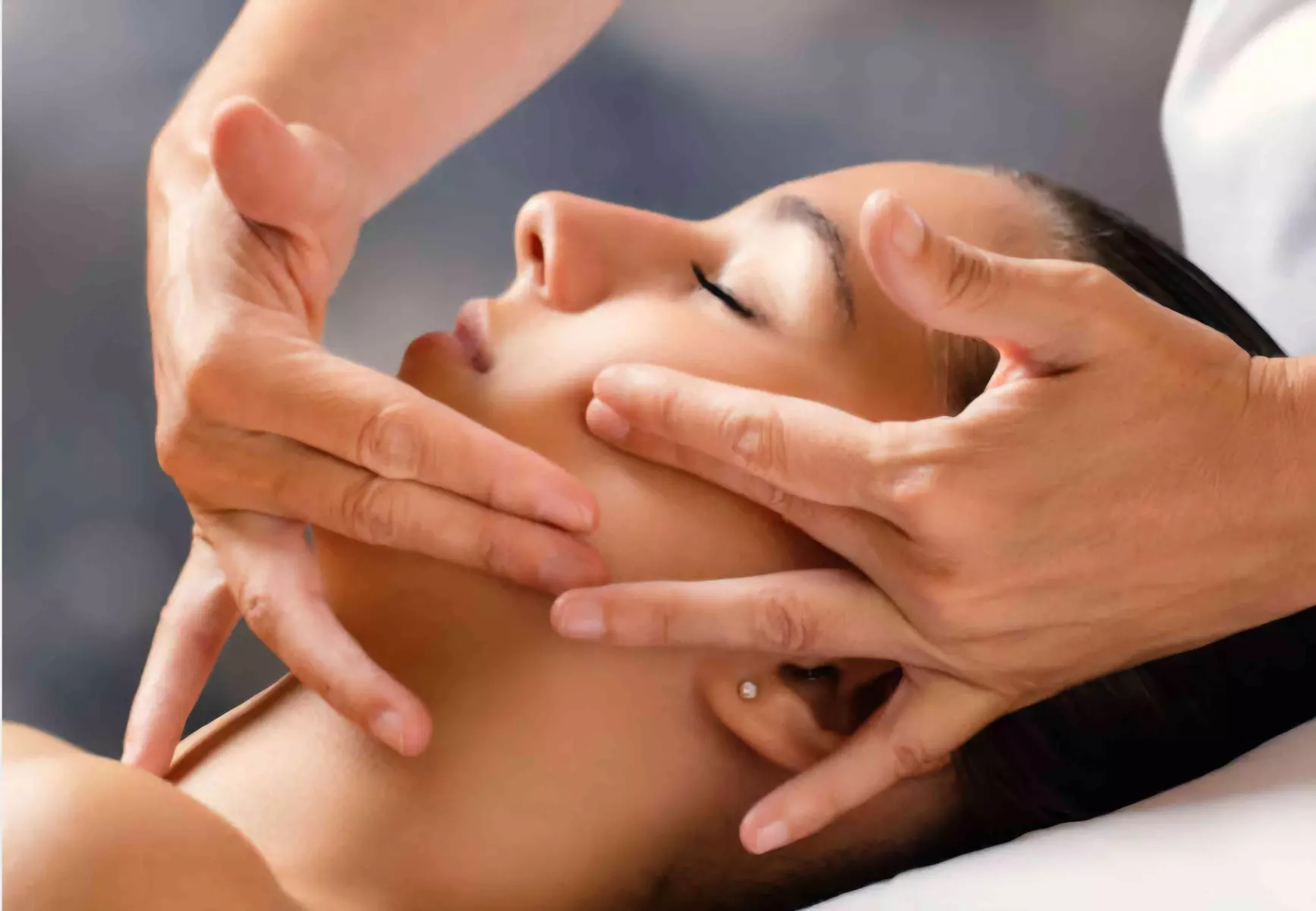 Massage relaxant visage et crâne ou soin rituel Kobido au choix